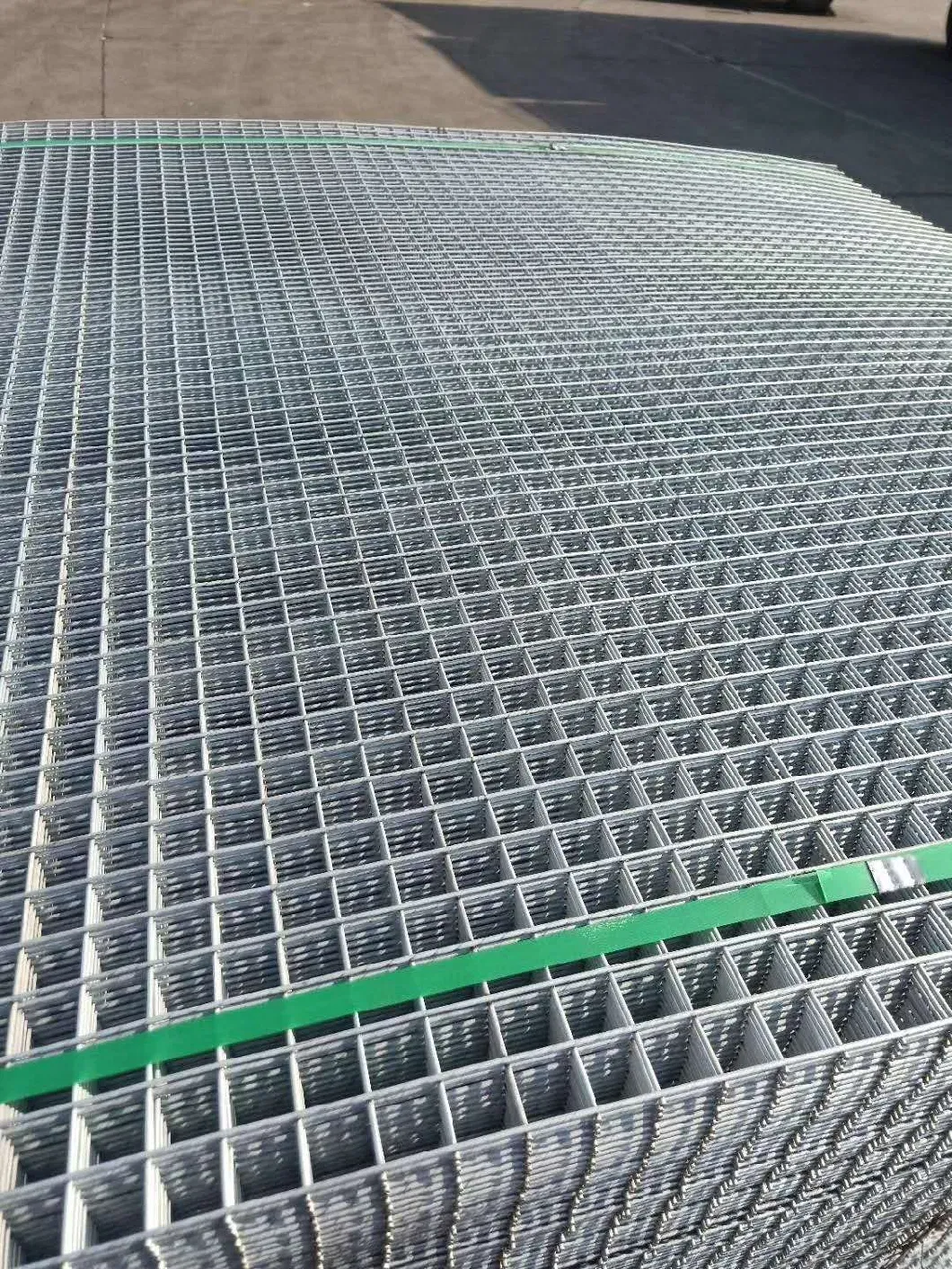 구조를 위한 직류 전기로 자극된 용접 철사 메쉬시트를 보강하는 10 Ｘ 10 Cm 높은 것 1