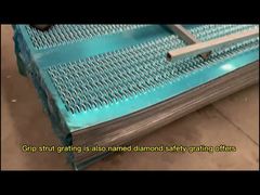 스테인리스 2MM 아연 도금 강철 격자 240 * 4020MM / 미끄럼 방지 트레드 플레이트