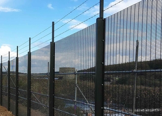 가축 소를 위해 활성화된 높은 보안 358 교도소 메쉬 펜싱