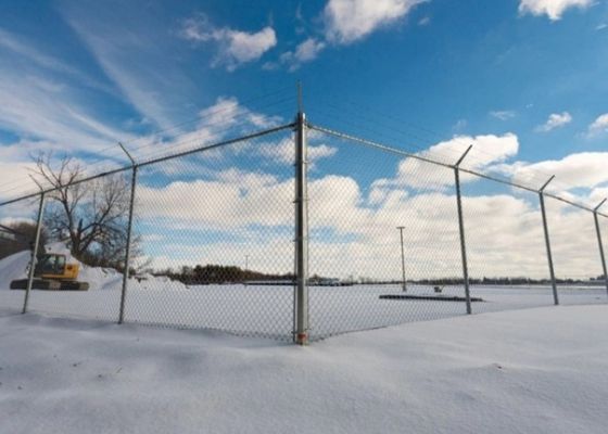 2.5mm-3.0mm 핫 DIP 가연 체인 링크 울타리 9 가이드