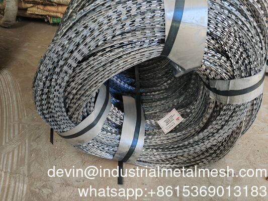 보안 BTO-22 블레이드 스테인리스 보호 용접 강철 면도 철조망 롤