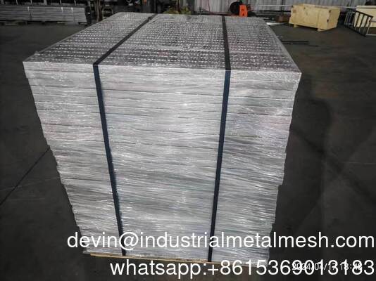 CE Standard Customizable Galvanized 60%-85% Open Area Drain Steel Grating