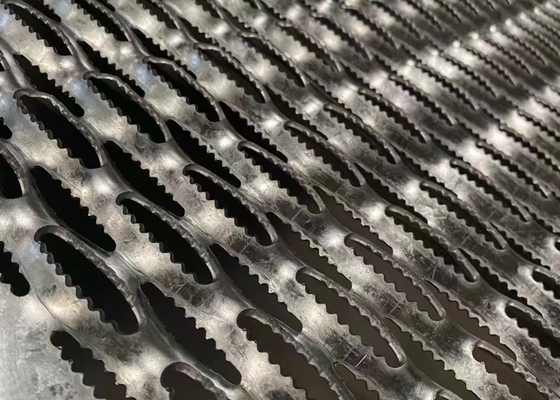 알루미늄과 온화한 탄소는 활성화한 보도 회절격자 0.3MM- 8MM 두께를 펀칭했습니다