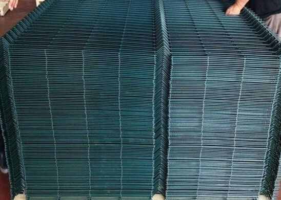 고품질 곡선 용접 울타리 용접 곡선 3D 와이어 메시 울타리 3D V 울타리