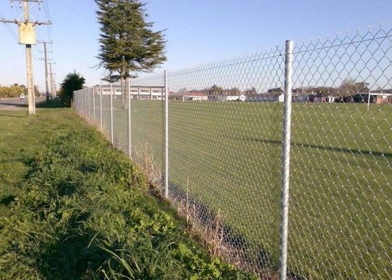 2.5mm-3.0mm 핫 DIP 가연 체인 링크 울타리 9 가이드